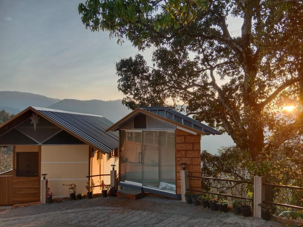 Cloudscape Homestay Pīrmed Exteriér fotografie