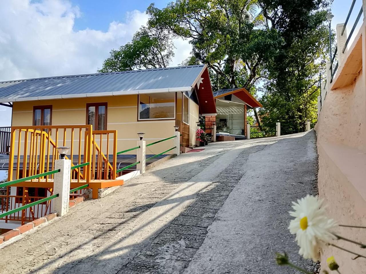 Cloudscape Homestay Pīrmed Exteriér fotografie